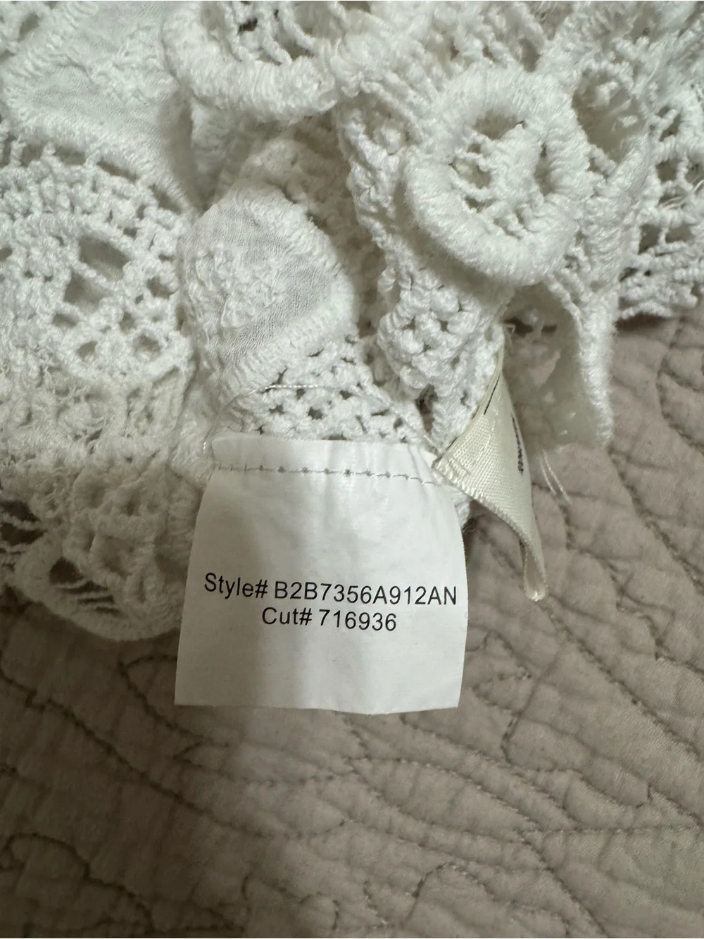 Adiva White Crochet Lace Tank Top - Picture 8 of 8